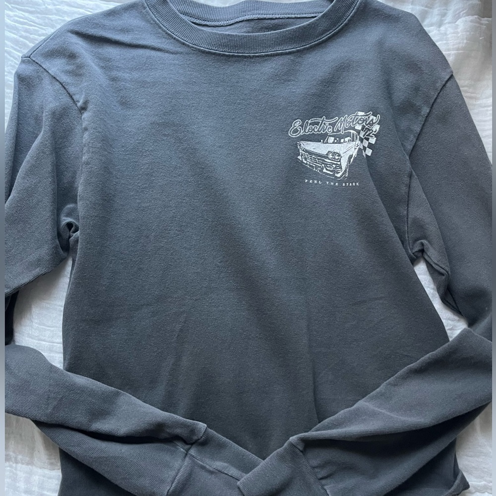 Brandy Melville ‘Electric Motors’ Long Sleeve